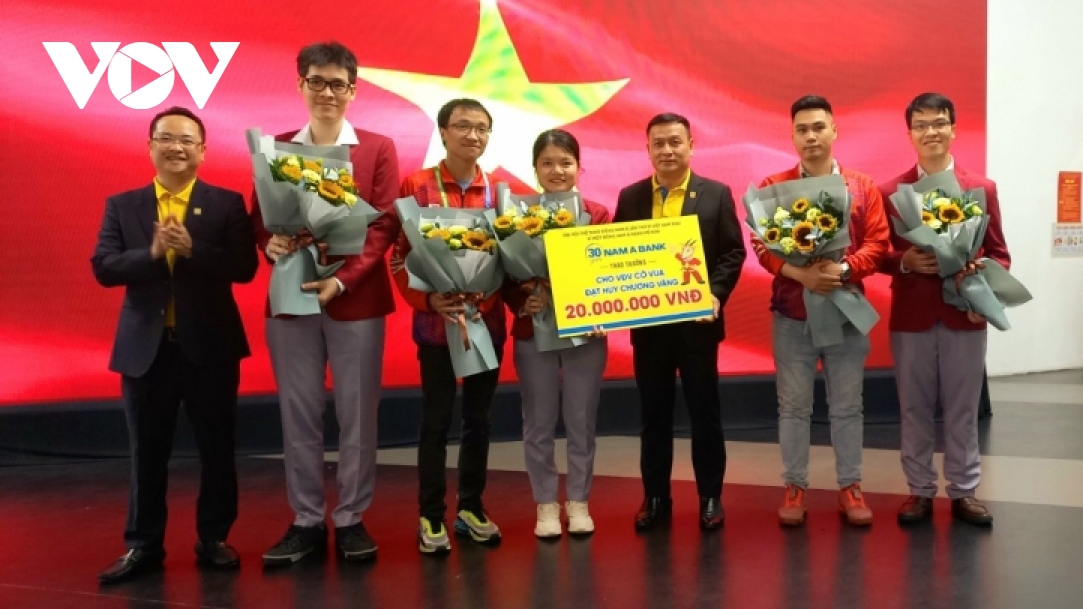 Vietnam top chess teams at SEA Games 31